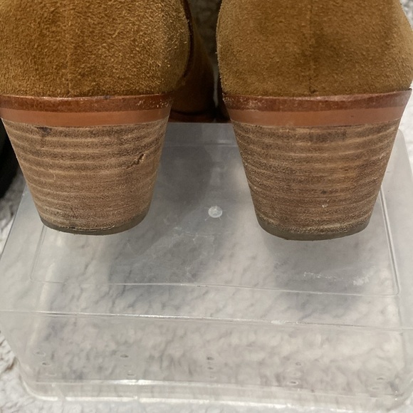 Used Dolce Vita Ankle Booties Size 6.5 - Picture 6 of 9